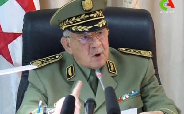 Algérie: le ton ferme du chef d'état-major à l'égard des manifestants