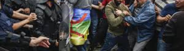 Somalie: le bilan de l'attentat de Mogadiscio est revu à la hausse, au moins 17 personnes tuées