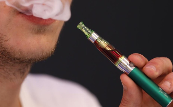 L’Oms alerte sur les dangers des cigarettes électroniques