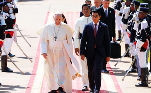 Madagascar: le pape François pointe la pauvreté «inhumaine» et l’environnement