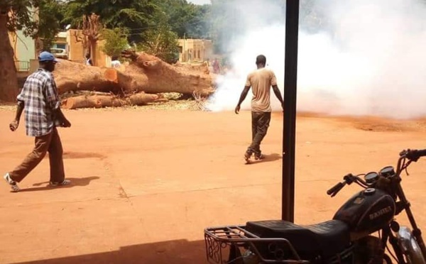 Urgent-Mali: au moins deux policiers tués, l'un serait brûlé vif, lors d'une révolte populaire à Niono