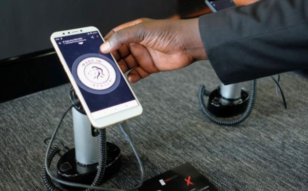 Le Rwanda lance les premiers smartphones 100 % "fabriqués en Afrique "