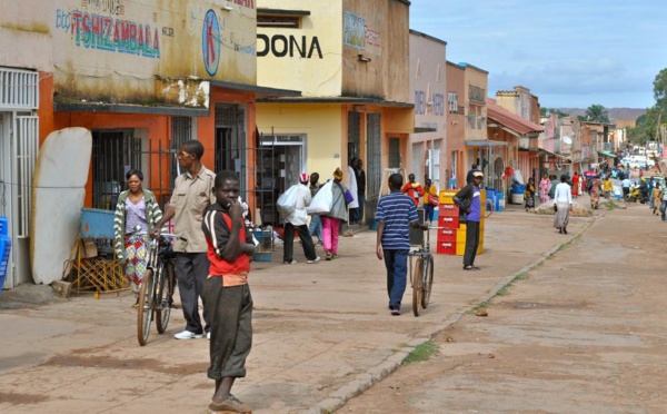 RDC: le ministre de l'Intérieur à Kolwezi après l’incident des effigies brûlées