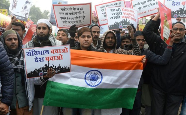 En bref... 16 000 familles privées de courant en France, 5 morts en Inde, chaleur et incendies en Australie