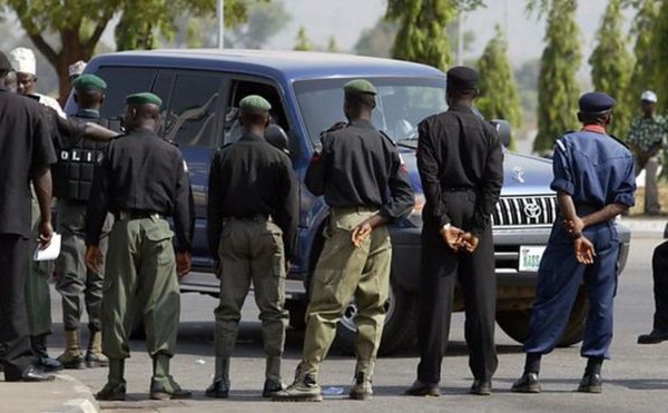Un policier nigérian tue son collègue et se suicide