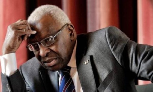 Le procès de Lamine Diack renvoyé à juin prochain pour des problèmes de procédure