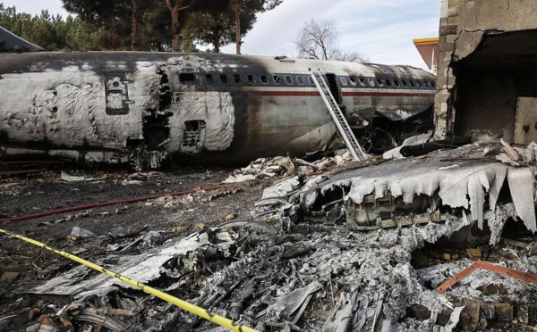 Crash en Iran : Deux missiles ont touché l’appareil selon une nouvelle vidéo