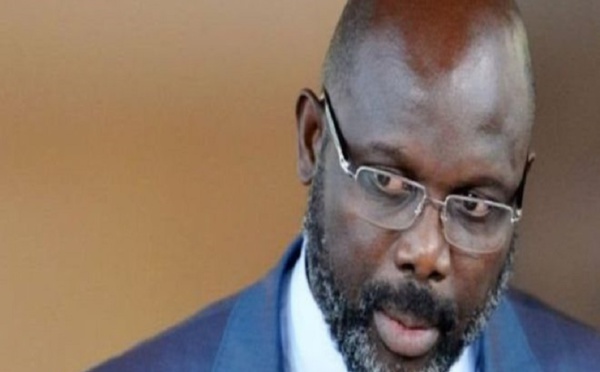 Un détracteur du président Georges Weah arrêté en Sierra-Léone