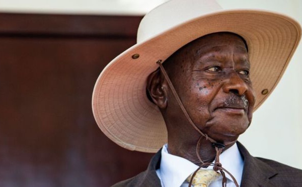 Comment les pommes de terre et le manioc ont aidé l'Ougandais Museveni à perdre 30 kg