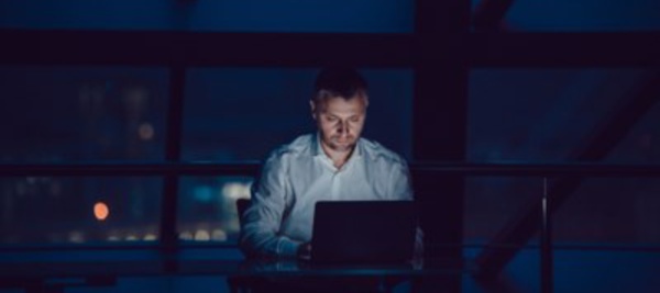 Coronavirus : un réseau de fausses nouvelles démantelé