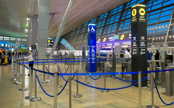 Point mondial Coronavirus: les frontières ferment les unes après les autres