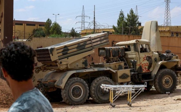 Libye: intensification des combats entre les forces de Sarraj et d’Haftar