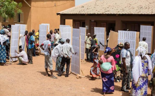 Mali: le second tour des législatives maintenu le 19 avril envers et contre tout
