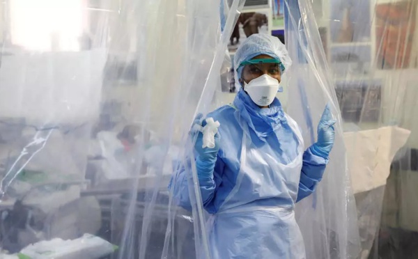 Covid-19 : 1 438 nouveaux décès en France en 24 h, une forte hausse due à un rattrapage dans les données