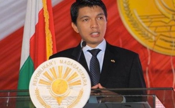 Coronavirus à Madagascar: gêne des scientifiques après l’annonce du «remède du président»