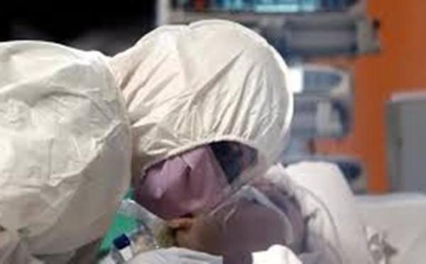 Coronavirus : plus de 20 700 décès en France