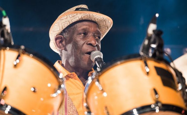 Décès de Tony Allen : une légende de l’afrobeat s’éteint