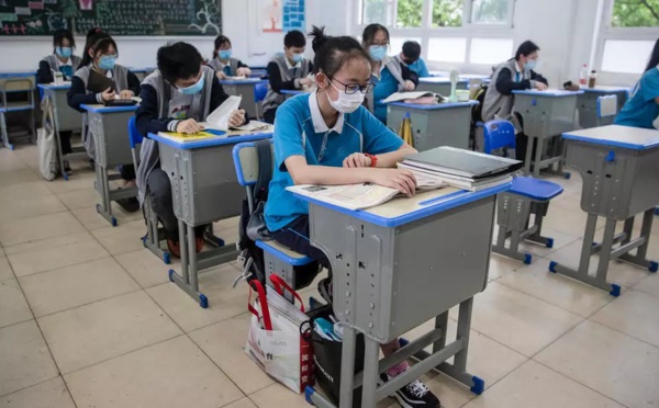 Coronavirus: rentrée sous surveillance des lycéens à Wuhan, premier foyer de la pandémie