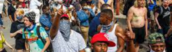 Aux Etats-Unis, deuxième soirée de manifestations après la mort de George Floyd aux mains de la police