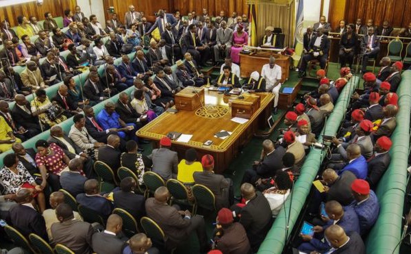 Covid-19 : l'Ouganda dépiste tous ses députés