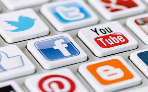 Contre les infox, le CSA demande aux réseaux sociaux de faire des efforts