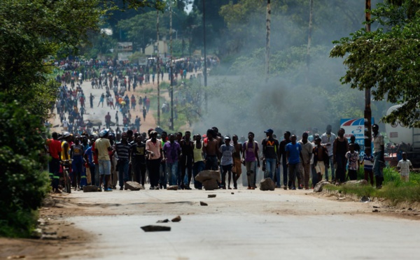 Le Zimbabwe se prépare à un vendredi sous haute tension