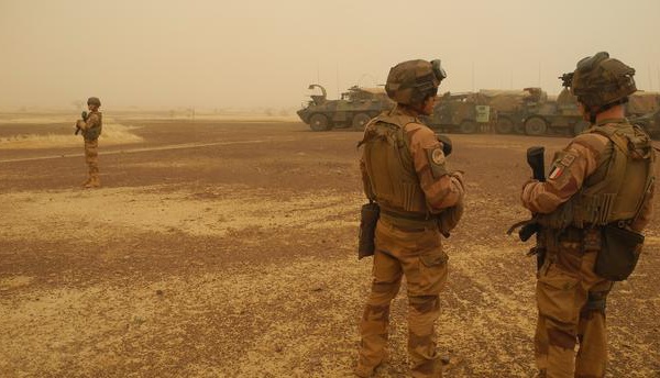 Un soldat français de la force Barkhane est mort accidentellement au Tchad