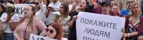 La Biélorussie se prépare à une manifestation massive, Loukachenko dit avoir le soutien de Poutine