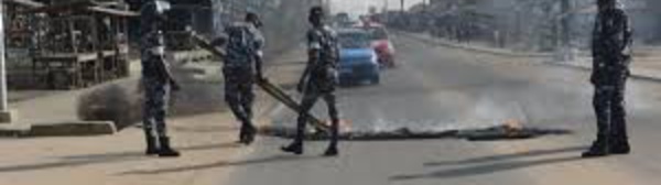 Côte d'Ivoire: les manifestations sur la voie publique suspendues jusqu'à mi-septembre