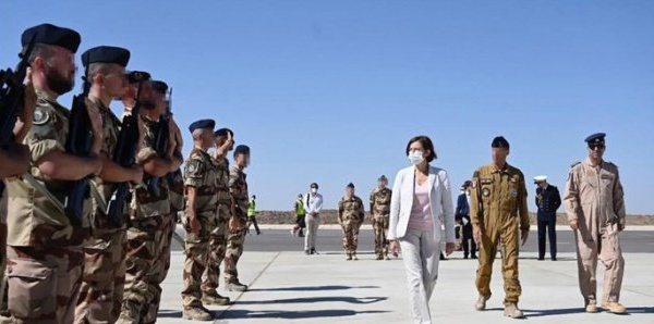 France : Un officier de l'armée mis en examen pour « livraison d'informations » à la Russie