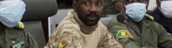 Au Mali, la junte s'engage à une transition de 18 mois