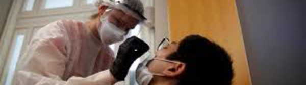 Covid-19 : plus de 10 000 nouveaux cas en France en un jour, un record depuis le début de l'épidémie