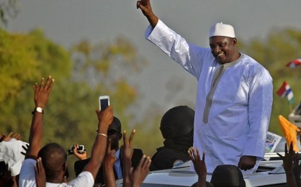 Adama Barrow est-il piqué par le virus du 3e mandat ?