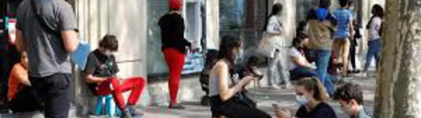 France: le gouvernement veut corriger le tir sur la stratégie Covid-19