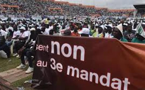 Pour son premier grand meeting, l'opposition ivoirienne présente un front uni contre Ouattara