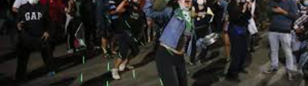 Les Chiliens décident de s'offrir une nouvelle Constitution