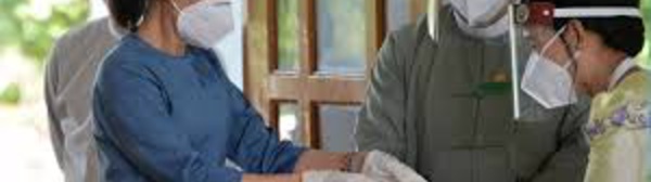 Aung San Suu Kyi, grande favorite du deuxième scrutin démocratique en Birmanie