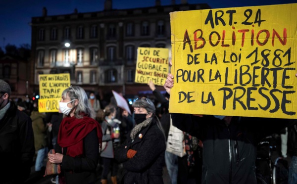 Loi «sécurité globale»: l'Assemblée nationale vote la mesure controversée sur les images de policiers