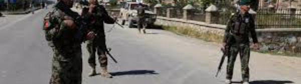 Afghanistan : au moins 26 militaires tués dans un attentat-suicide