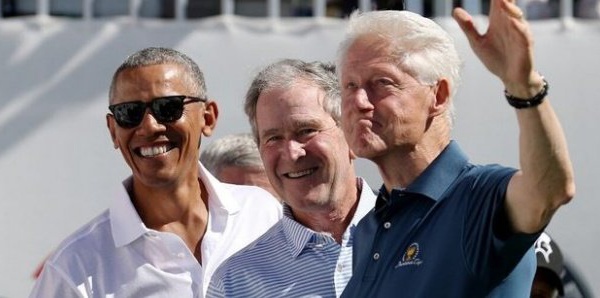 Covid-19: aux États-Unis, Obama, Bush et Clinton veulent se faire vacciner publiquement