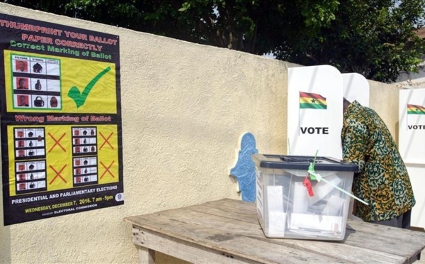 Les Ghanéens dans l’attente des résultats de la présidentielle et des législatives