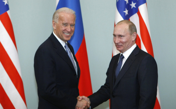 Vladimir Poutine félicite Joe Biden et se dit « prêt à une collaboration »