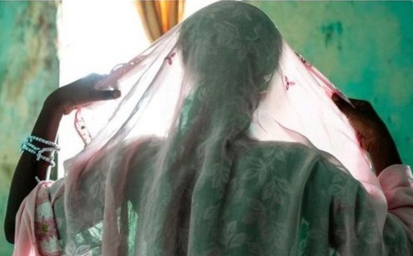 En Zambie, une femme poursuit son fiancé en justice "pour ne pas l'avoir épousée"