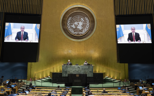 Le Kazakhstan abolit la peine de mort