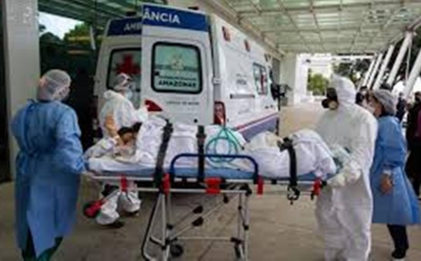 Covid-19 au Brésil: situation critique à Manaus