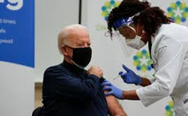 Covid-19 aux États-Unis: face au mécontentement, Biden veut amplifier la vaccination
