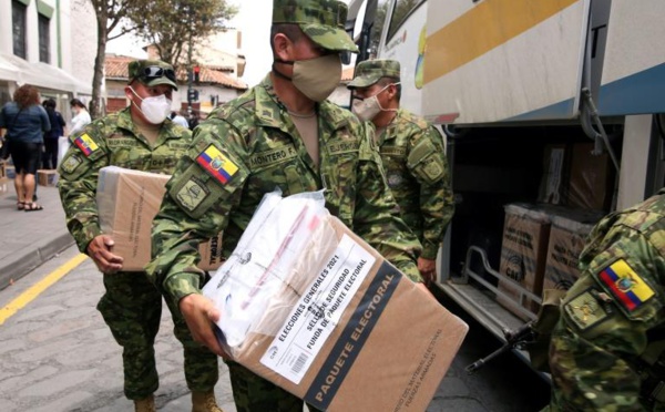 Les Équatoriens se rendent aux urnes en plein marasme économique et sanitaire