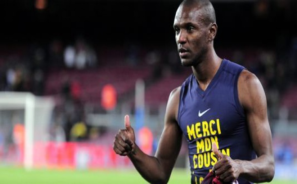 Eric Abidal reprend du service au Barça, un an après sa greffe du foie
