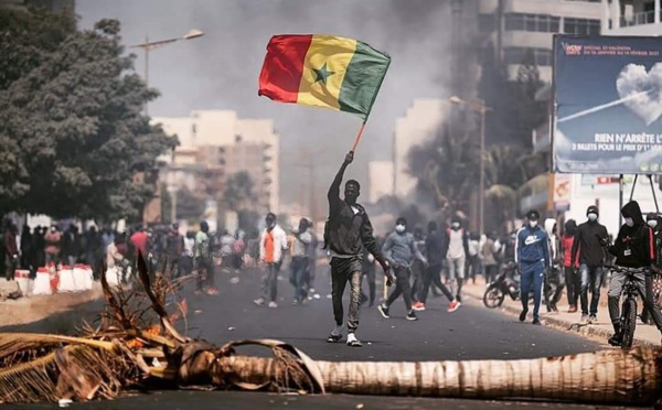 Sénégal : la Cedeao appelle à "apaiser les tensions et garantir les libertés de manifester conformément aux lois"
