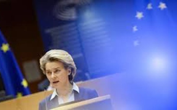 Vaccination : Pfizer va fournir quatre millions de doses en plus à l'UE en mars